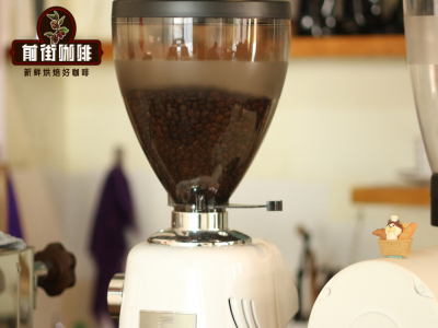 Caffè Americano อเมริกาโน่｜อเมริกาโน่เย็นมีระดับความเป็นกรดต่ำกว่าอเมริกาโน่ร้อนไหม? อเมริกาโน่เย็นกับอเมริกาโน่ร้อนรสชาติและสัมผัสต่างกันมากไหม?