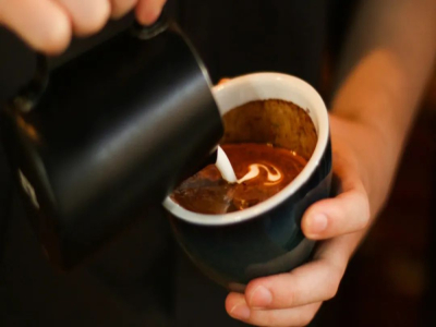 อเมริกาโน่ ลาเต้ มอคค่า เป็นกาแฟแฟนซีใช่ไหม? คำนิยามของกาแฟแฟนซีคืออะไร? ชื่อเรียกรวมของกาแฟเอสเปรสโซ่หลากชนิด ประเภทเมล็ดกาแฟสำหรับเครื่องเอสเปรสโซ่โดยเฉพาะ