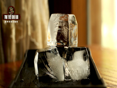 สูตรชงกาแฟเย็นสไตล์ญี่ปุ่น｜การทำกาแฟเย็นแบบดริปนั้นใส่ ice ก่อนหรือใส่ทีหลัง? อัตราส่วนของผงกาแฟ น้ำ และน้ำแข็งสำหรับกาแฟเย็นดริปคือเท่าไหร่?